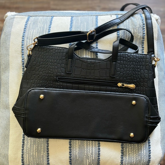 Black Purse with Gold Accents - Picture 2 of 9